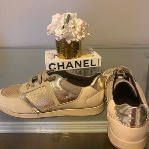 Geox metallic taupe sneakers